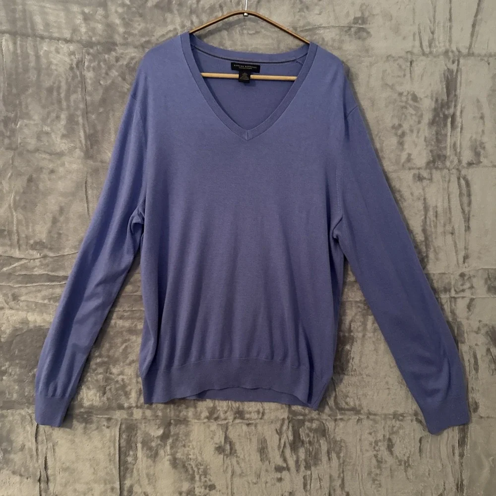 Banana Republic V Neck Sweater Mens Size L Purple‎ Pullover Silk Cashmere Luxury